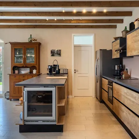 Luxury Monte With Pool In ヴィラ ヴィジナダ