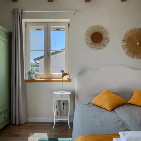 ヴィラ Luxury Monte With Pool In