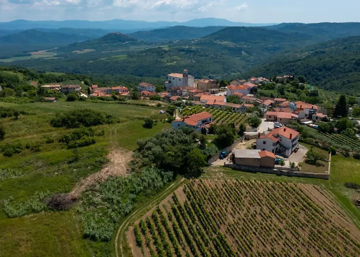 Luxury Monte With Pool In