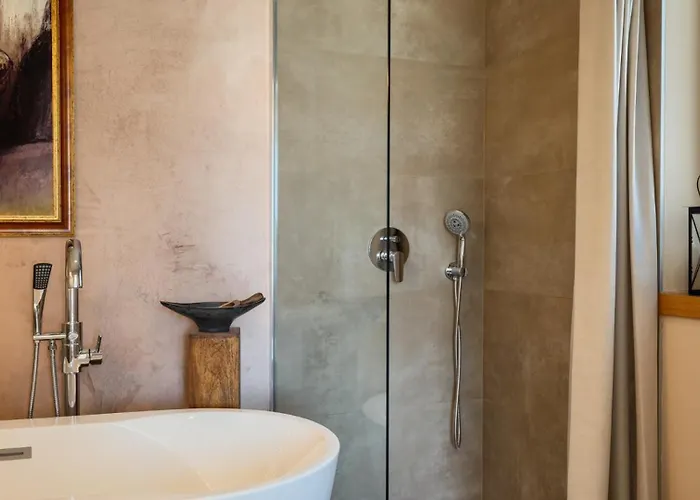 Luxury Monte With Pool In Villa Vižinada